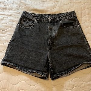 Zara high waisted dad short